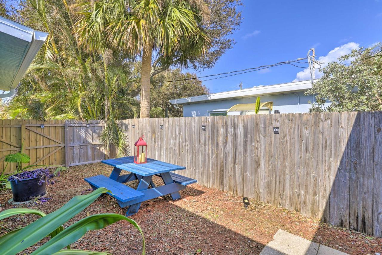Cute And Cozy Florida Duplex Walk To Beaches! Коко Бийч Екстериор снимка